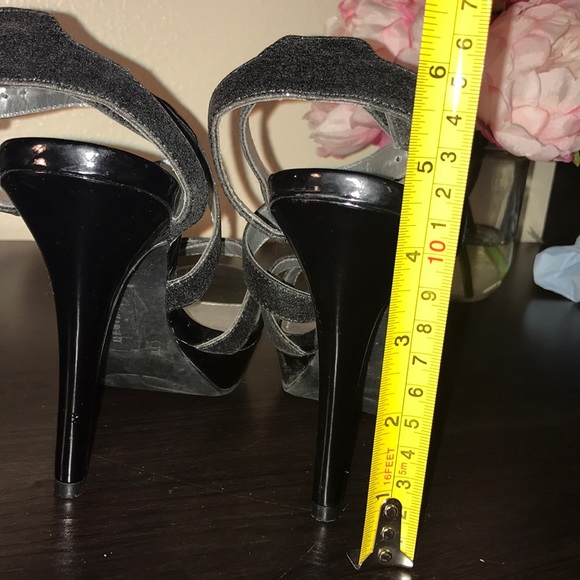 Black Heels ✨ - Picture 5 of 5